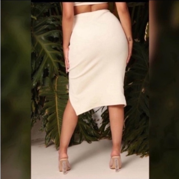 Boohoo Bodysuit & Fashion Nova Skirt Bundle - Picture 8 of 10